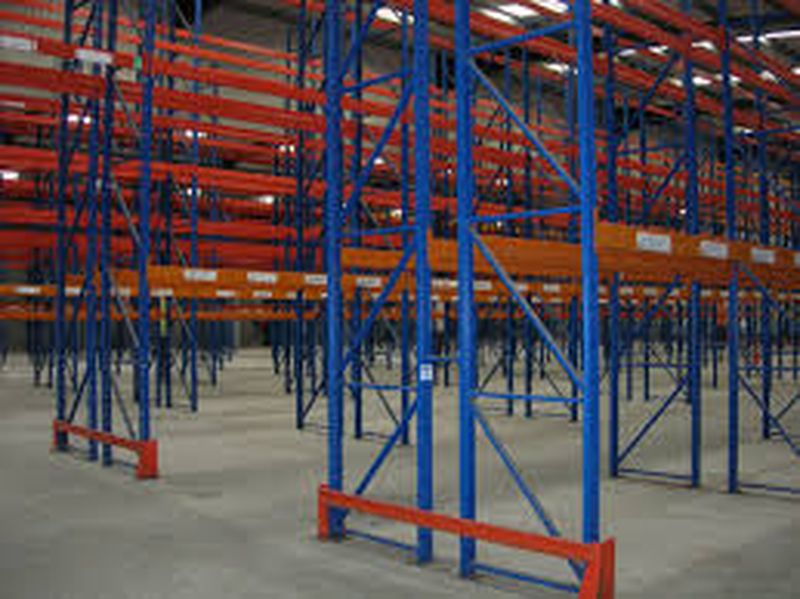 Audit technique de racks de stockage à palettes à Privas